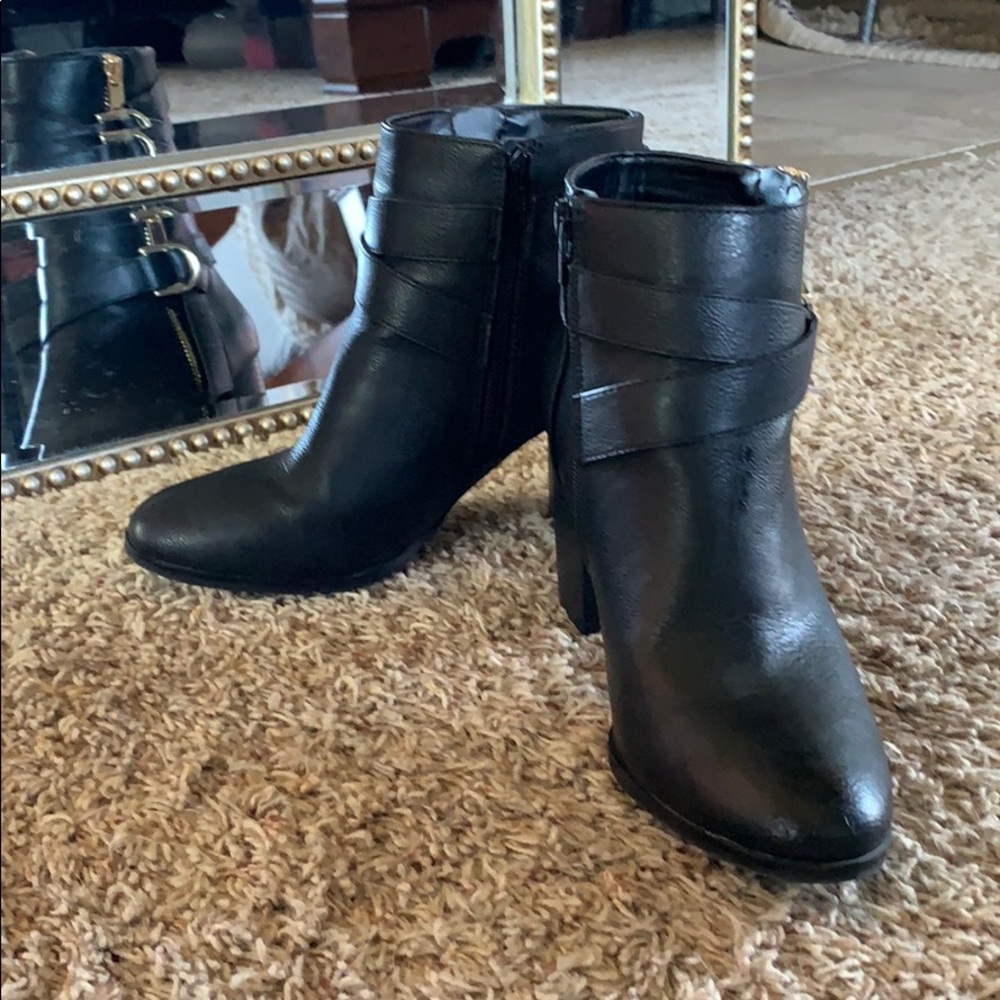Black boots with gold detail/zipper. EUC.